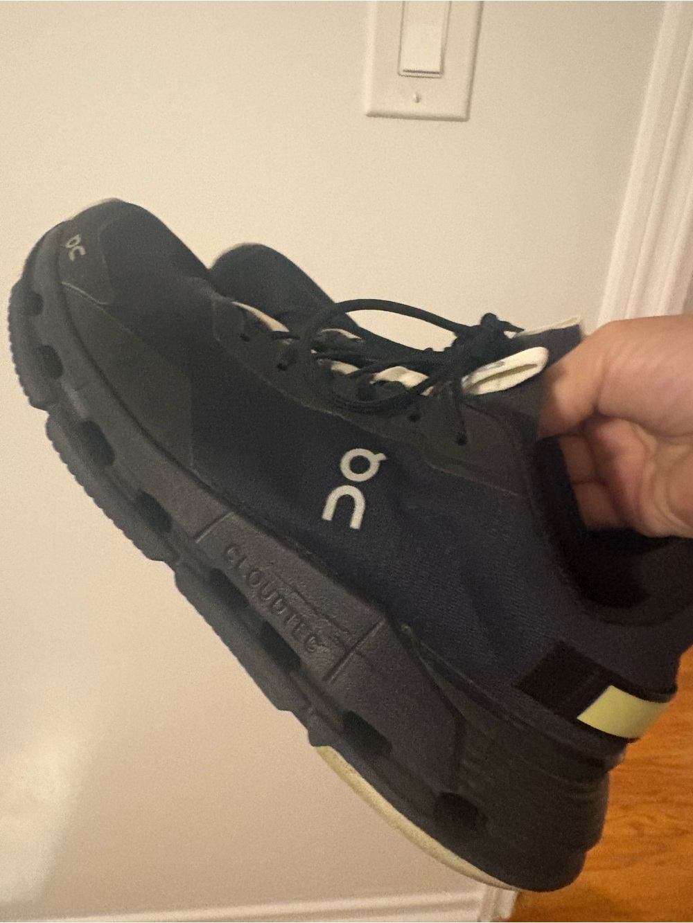On Cloudnova Sneaker Women size 7.5 black/ hay